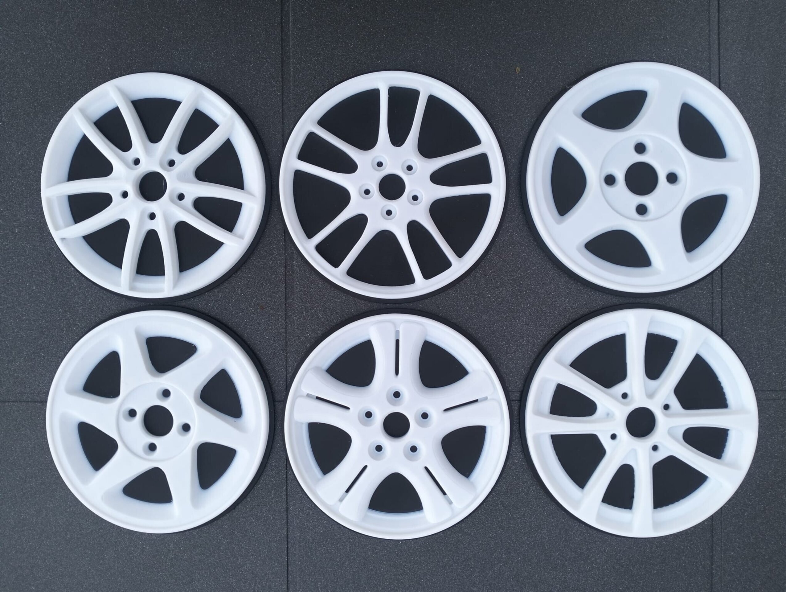 Pack Posavasos Llantas Deportivas Blancas (6 uds) - 3