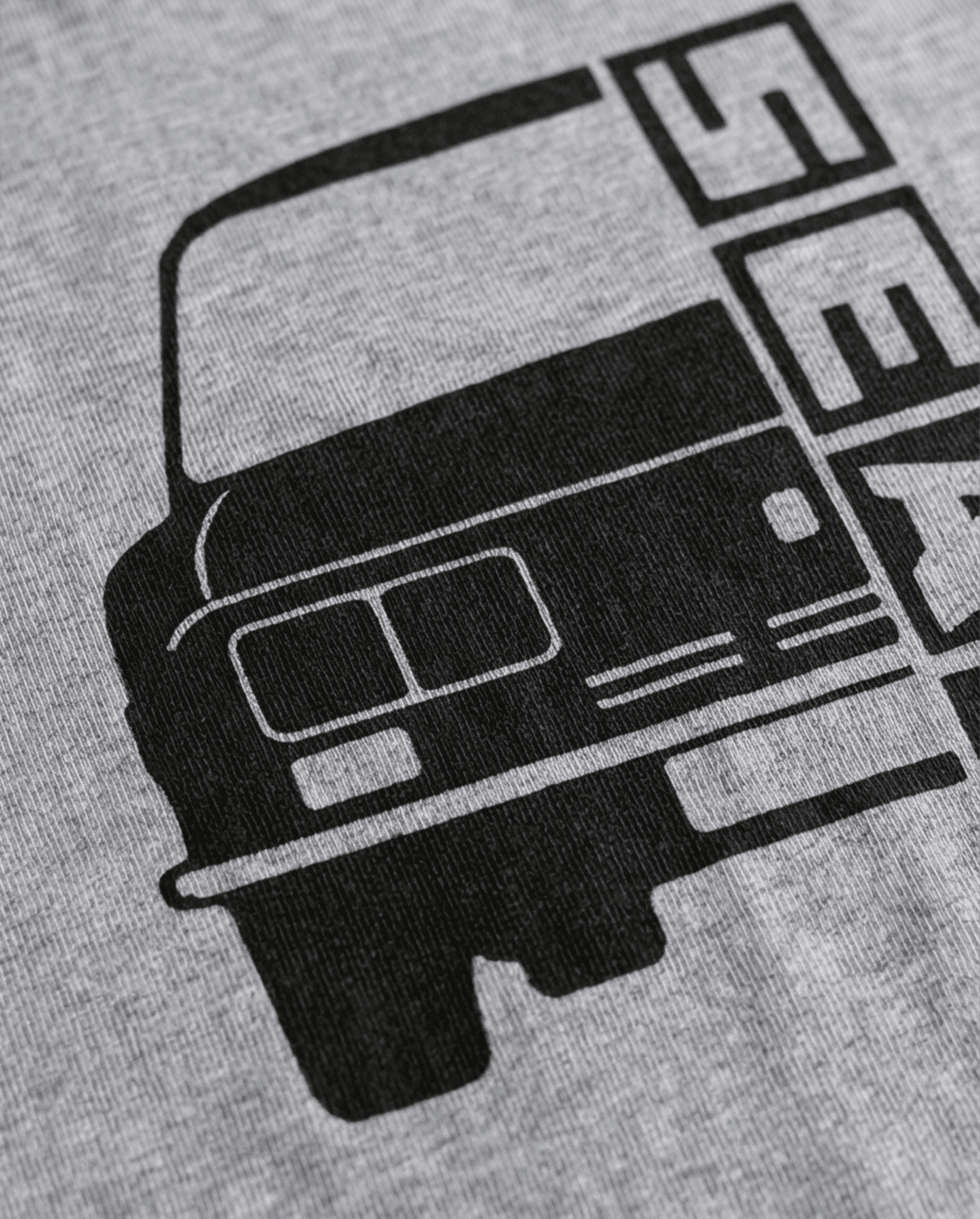 Camiseta SEAT 1430: El Icono del Motor Español - 3